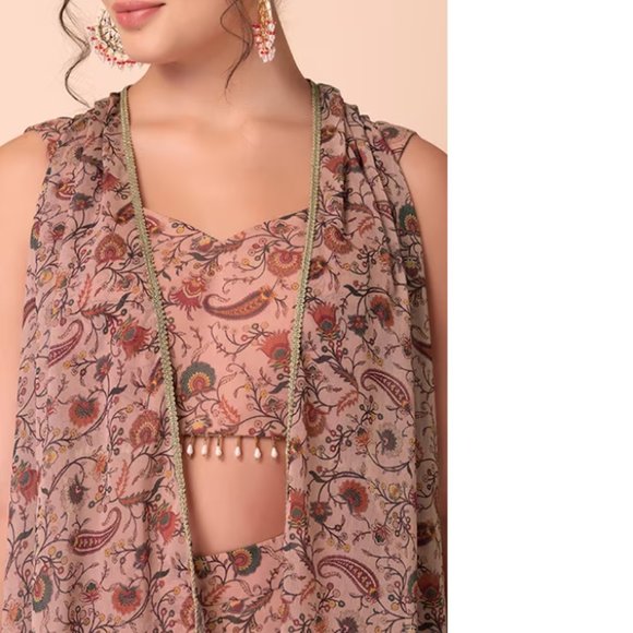 Pastel Pink Printed Asymmetric Hem Jacket With Top And Pants (Set of 3) - Picture 4 of 7